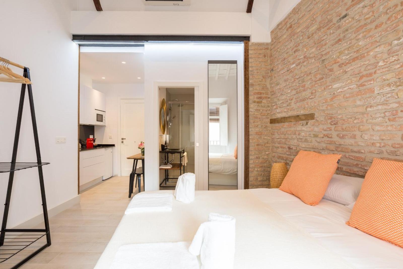 Te1A-El Teatro Brick Wall Suite Prime Location Málaga Exterior foto